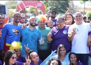 Caminhada marca primeiro sábado de campanha eleitoral em Búzios