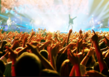 Shows e festivais no Estado do Rio podem ser obrigados a oferecer água de graça