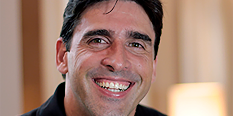 Giovane Gávio, bicampeão olímpico, é um dos palestrantes do Encontro Fluminense do Turismo Regional em Búzios