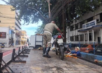 Motos irregulares são apreendidas em Macaé