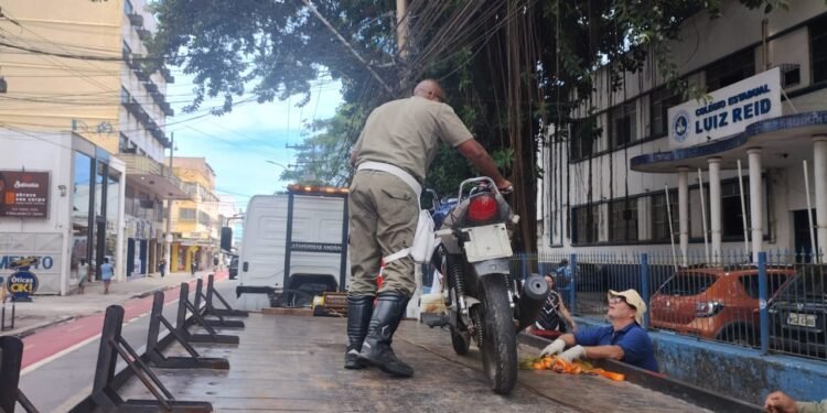 Motos irregulares são apreendidas em Macaé