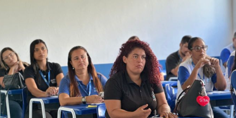 Arraial do Cabo oferece treinamento para capacitar atendentes públicos do setor turístico