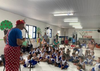 Giro na Educação: A alegria do Palhaço na Escola