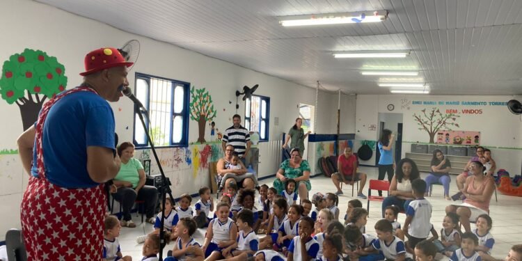 Giro na Educação: A alegria do Palhaço na Escola