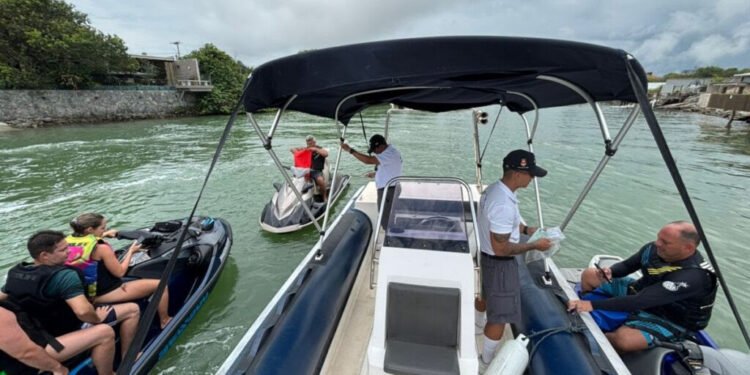 Praias passam por fiscalização em Búzios