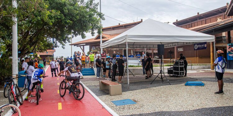 Revitalização de ciclovia é inaugurada com passeio ciclístico em Macaé
