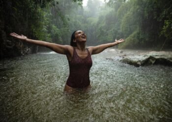 Sana: Atriz Dira Paes fala sobre gravações do longa-metragem Pasárgada no Sana, distrito de Macaé