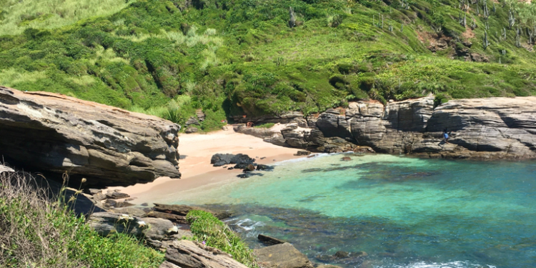 Vídeo polêmico expõe práticas sexuais em Búzios e divide opiniões