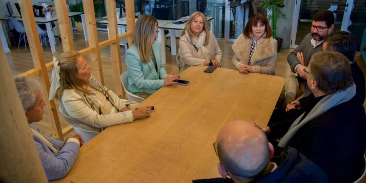 Maricá busca parceria com empresários portugueses