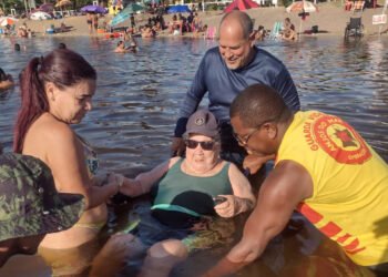 Pessoas com mobilidade reduzida ganham acesso a Praia de Carapebus