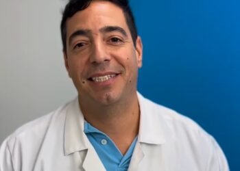 ‘Fim das filas cirúrgicas de hérnia em Rio das Ostras’, anunciou o vice-prefeito e secretário de saúde, Fabio Simões