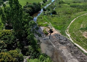 Margem do rio São João recebe melhorias em Professor Souza, Casimiro de Abreu