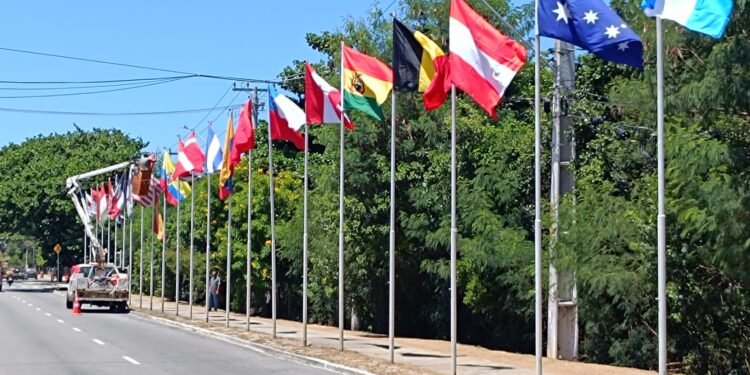 Búzios realiza troca das bandeiras na José Bento Ribeiro Dantas