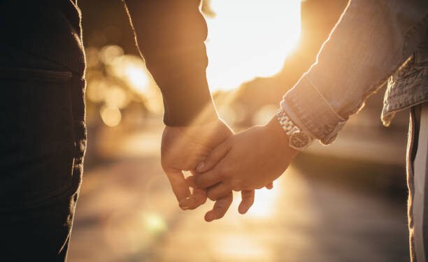 Giro na Poesia: A namorada por Mauro Profetta