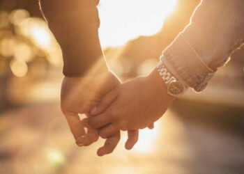 Giro na Poesia: A namorada por Mauro Profetta