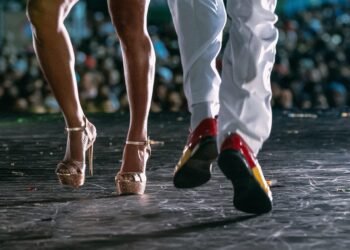 Aprenda sambar na oficina gratuita do projeto ‘Rio das Ostras: Muitos Carnavais!’