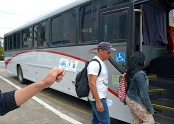 Transporte gratuito contempla universitários em Macaé; veja os beneficiados