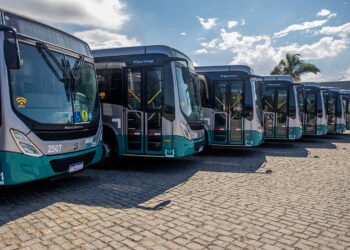 Macaé recebe ônibus 0km para compor frota de transporte urbano