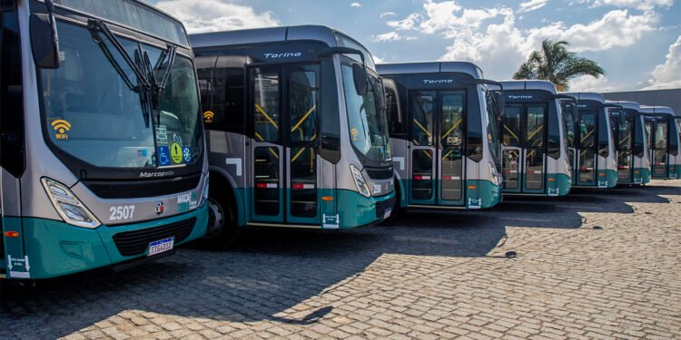 Macaé recebe ônibus 0km para compor frota de transporte urbano