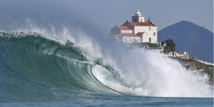 Praia de Itaúna recebe a 5ª edição do REMA WSL Saquarema Surf Festival