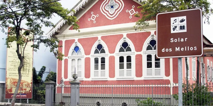 Café Literário celebra Dia da Poesia amanhã (21), em Macaé