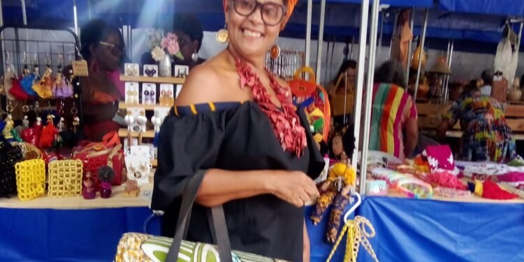 Dia Nacional do Artesão (19 de março) por Sandra Barbosa