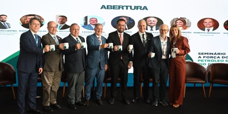 Seminário debate protagonismo do Rio na indústria do petróleo e gás