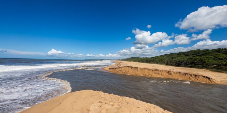 Macaé mobiliza força tarefa para minimizar impactos de chuvas acima da média