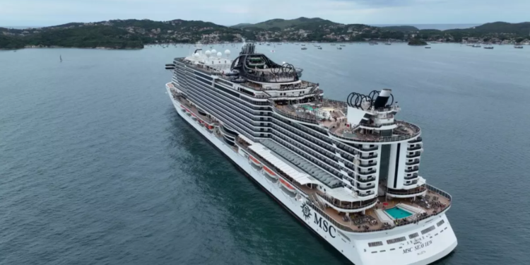 Búzios recebeu meio milhão de turistas na temporada de cruzeiros 2024/2025