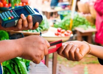 Servidores públicos receberão auxílio-alimentação de R$ 400 em Araruama