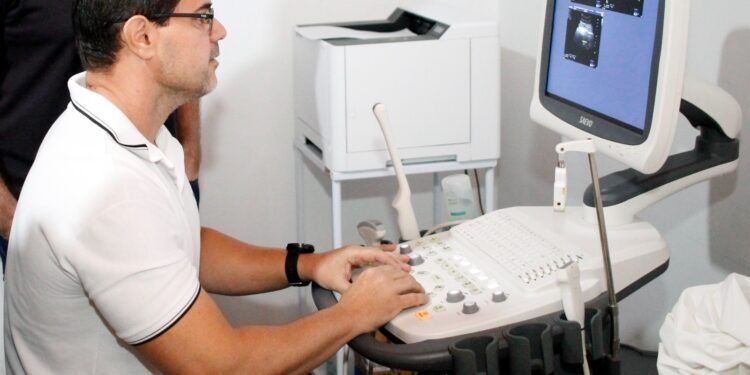 Mutirão de ultrassonografia articular beneficia pacientes em Carapebus