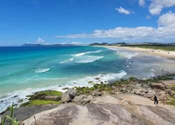 Cabo Frio pode conquistar mais duas Bandeiras Azuis: Foguete e Pontal do Peró estão entre candidatas