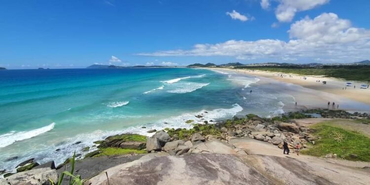 Cabo Frio pode conquistar mais duas Bandeiras Azuis: Foguete e Pontal do Peró estão entre candidatas