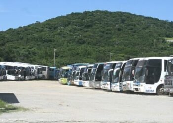 Ônibus de Turismo volta pagar taxa de R$ 2.500,00 para entrar em Cabo Frio