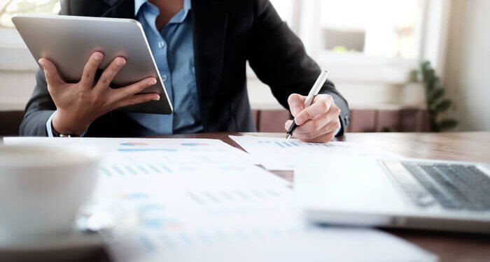 Planejamento sucessório em empresas familiares por João Viseu