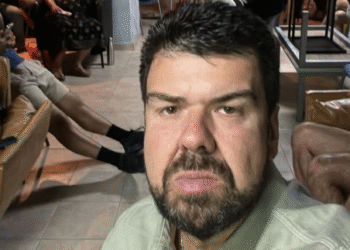 Prefeito de Macaé relata novos ataques durante viagem oficial a Israel