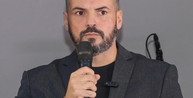 Surf, Cultura e Oportunidades: Rafael Badá fala sobre o fortalecimento do turismo em Saquarema