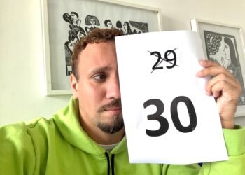 De repente, 30: como a chegada dos 30 anos pode impactar a saúde mental