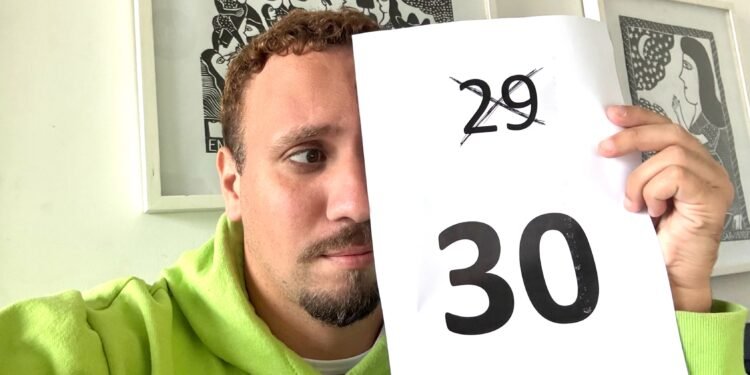De repente, 30: como a chegada dos 30 anos pode impactar a saúde mental