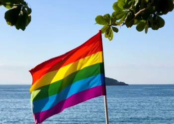 Pride Búzios agita fim de semana com arte, música e inclusão