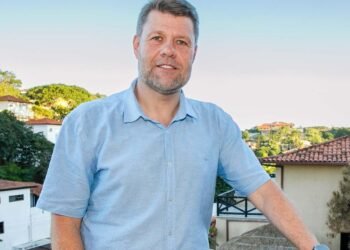 Entrevista | Secretário Gustavo Tutuca destaca avanços no turismo da Costa do Sol