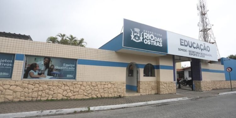 Escolas municipais de Rio das Ostras fecham em julho