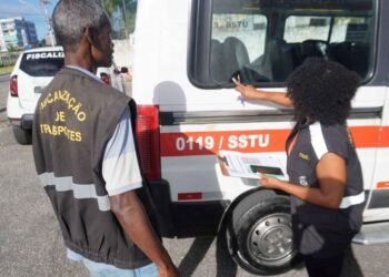 Rio das Ostras prorroga prazo para vistoria anual de vans e táxis