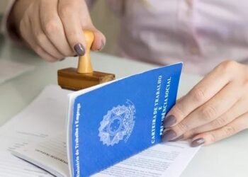 Turismo gera mais de 207 mil empregos formais em 12 meses