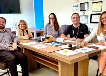 Reunião propõe políticas públicas de saúde para pessoas LGBT+ em Búzios