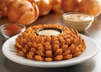 Outback inaugura na próxima segunda-feira (14) em Macaé