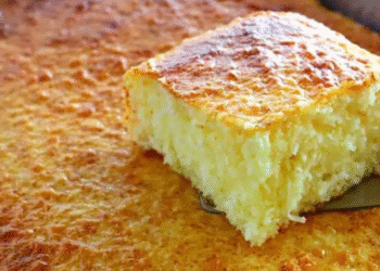 Receita fácil de Bolo Cremoso de Coco sem farinha