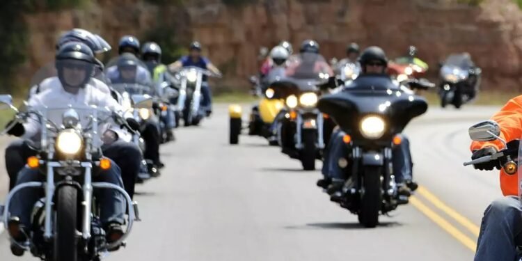 Ronco dos motores e muito rock: Encontro Nacional de Motociclistas agita Iguaba Grande; confira programação