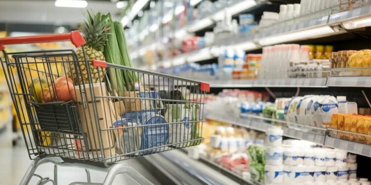 Vagas de emprego em supermercado: seleção nesta quinta (7) em Cabo Frio