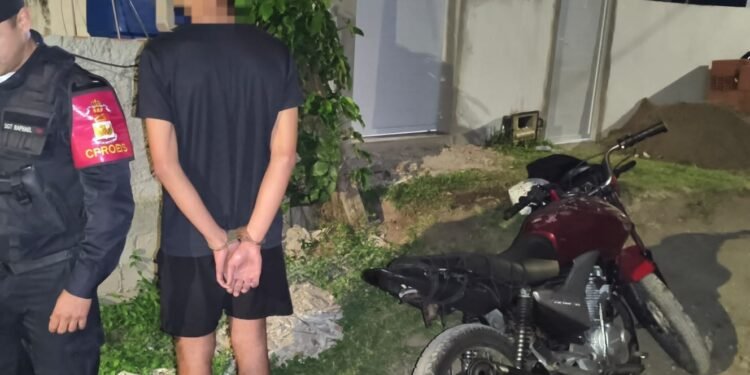 Homem é preso com moto adulterada em Arraial do Cabo
